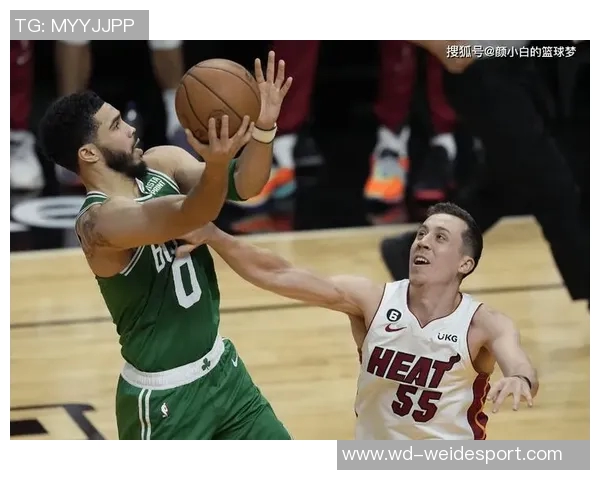 哈珀表现低迷全场仅得6分3助攻4失误半场命中率惨淡 哈珀表现低迷全场仅得6分3助攻4失误半场命中率惨淡