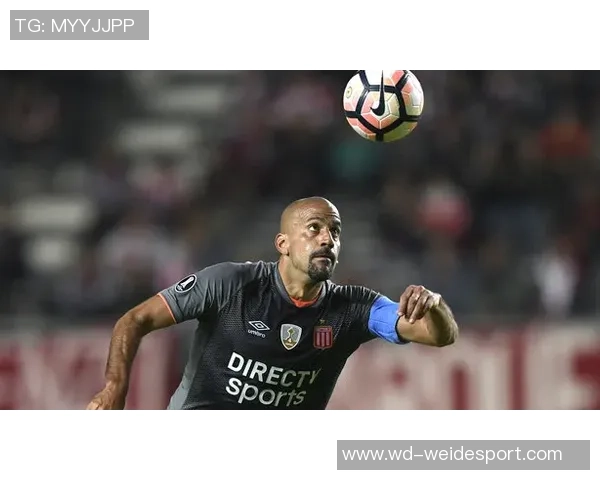 拉普拉塔大学生发声支持贝隆及全体球员坚决反对处罚决定