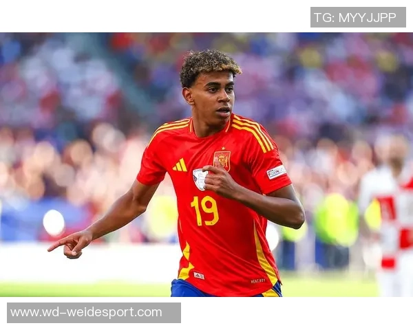 西班牙国家队名单变动前中后各一名球员相继退出