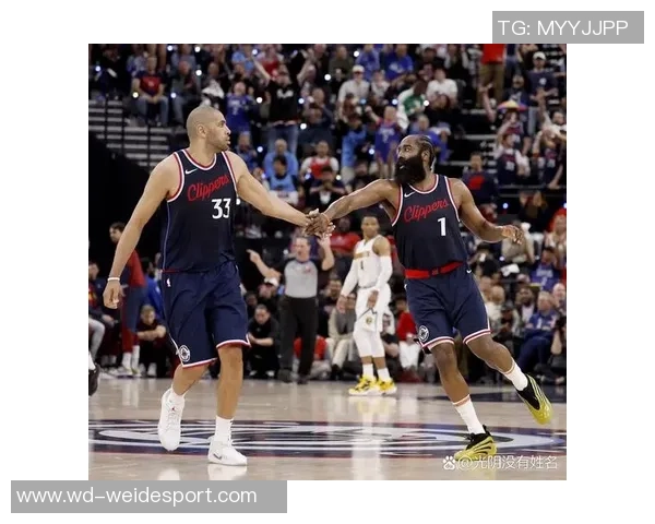 泰伦卢谈比尔先发得分后卫科林斯是否首发记忆模糊